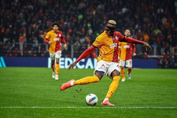 SportTurkey: Osimhen inspires Galatasaray comeback win over Gözte