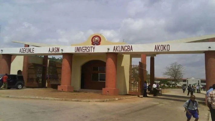 Ondo varsity offers 32 first-class graduates automatic employment